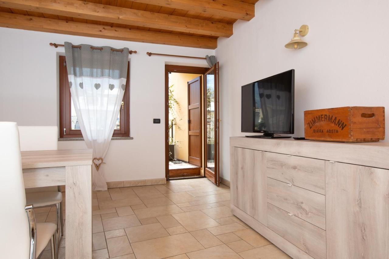 Studio Aubert Apartment Aosta Exterior foto